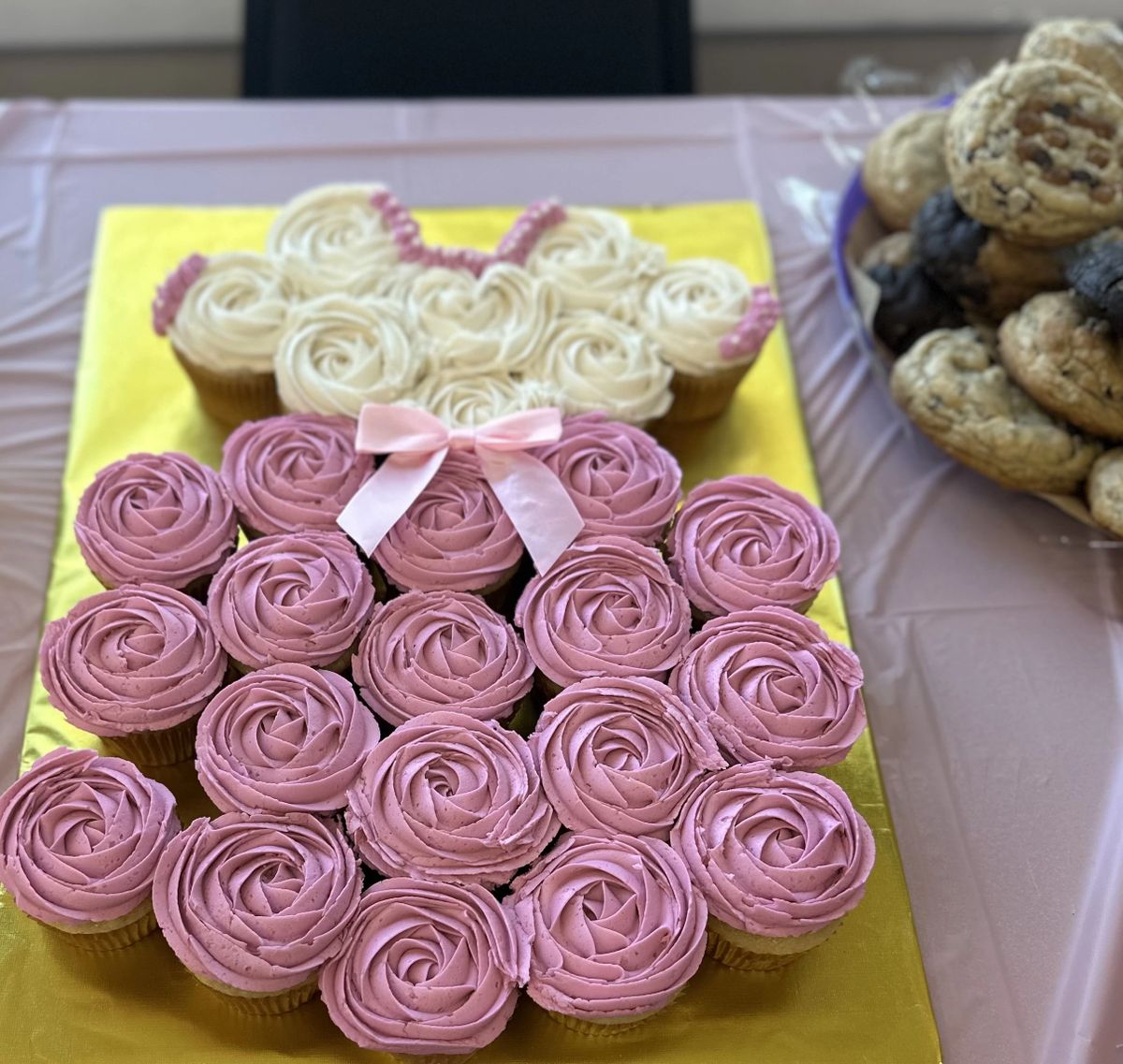 Pull apart dress cake